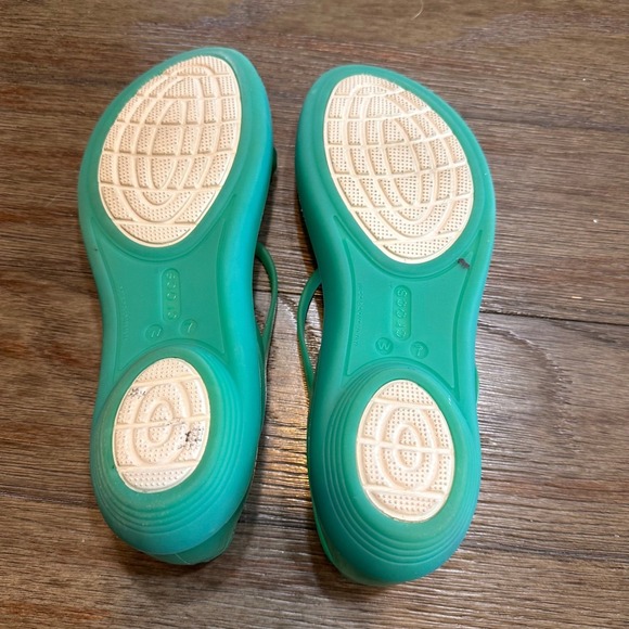 Retro Crocs Tulum Green Sandal Women's Size 7 Colorful Straps Jelly Shoes - Picture 9 of 9